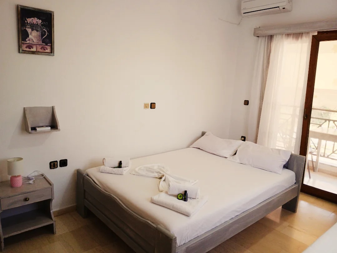 13 acropolis-hotel-sivota-vacation-greece-hotel-sivota-diakopes-thesprotia-epirus-aquarius-travel
