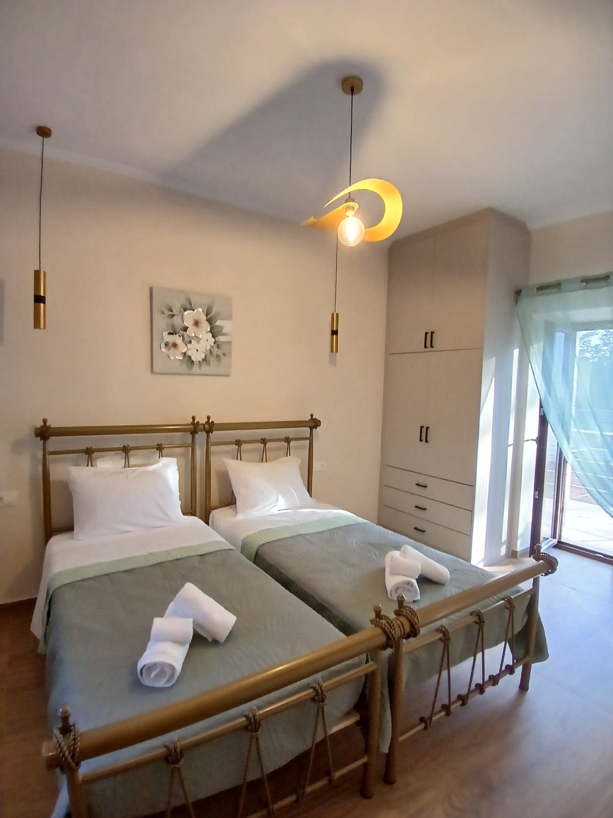Christopher Apartment (4)